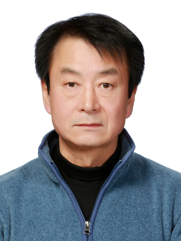 김순용